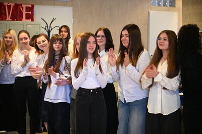 бібліотека, будапешт, діти, українська школа бібліотека, будапешт, діти, українська школа