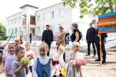 Перша леді Олена Зеленська під візиту до Миколаївщини, 2 червня 2026 року Перша леді Олена Зеленська під візиту до Миколаївщини, 2 червня 2026 року