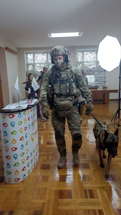 У Житомирі погасили фінальну марку з серії "Сили безпеки та оборони України" – "Служба безпеки України" У Житомирі погасили фінальну марку з серії "Сили безпеки та оборони України" – "Служба безпеки України"