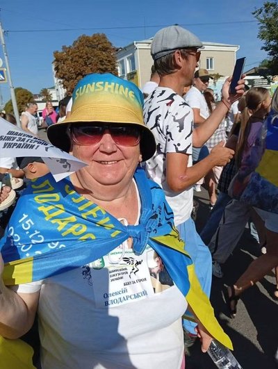 68-річна медсестра з Житомирщини щосуботи збирає гроші для ЗСУ 68-річна медсестра з Житомирщини щосуботи збирає гроші для ЗСУ