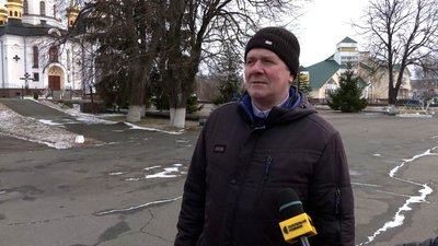 "Кучма хоче приїхати, побачити": як живуть люди у прикордонному з РФ селі, де народився другий президент України "Кучма хоче приїхати, побачити": як живуть люди у прикордонному з РФ селі, де народився другий президент України