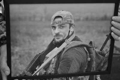 У Луцькій громаді попрощалися з загиблими на війні Дмитром Івановим і Максимом Мунтяну У Луцькій громаді попрощалися з загиблими на війні Дмитром Івановим і Максимом Мунтяну