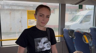 "Мамо, "шахеди" летять!". З прифронтових громад Дніпропетровщини евакуюють родини з дітьми
