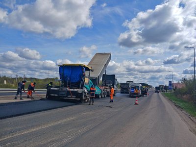 Від Ковеля до Луцька: де на волинських дорогах відновили дорожнє покриття Від Ковеля до Луцька: де на волинських дорогах відновили дорожнє покриття