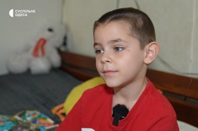 «Тримаюся завдяки дітям»: історія переселенки з Донеччини, яка втратила зір через війну «Тримаюся завдяки дітям»: історія переселенки з Донеччини, яка втратила зір через війну