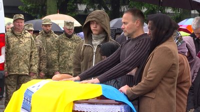 З лейтенантом Дмитром Сєрковим попрощалися у Рівному