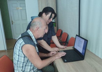 Гуманітарні хаби для жителів Торецька та Бахмута: де працюють та які послуги надають Гуманітарні хаби для жителів Торецька та Бахмута: де працюють та які послуги надають
