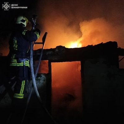 На Вінниччині за добу ліквідували сім пожеж На Вінниччині за добу ліквідували сім пожеж