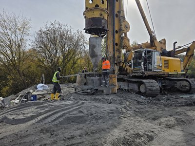На Житомирщині будують новий міст через річку Ібр: що відомо про реконструкцію автошляху Н-03 На Житомирщині будують новий міст через річку Ібр: що відомо про реконструкцію автошляху Н-03