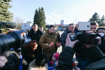 "Ми місяць не знали, як дихати". Як жителі окупованих територій згадують початок повномасштабного вторгнення "Ми місяць не знали, як дихати". Як жителі окупованих територій згадують початок повномасштабного вторгнення