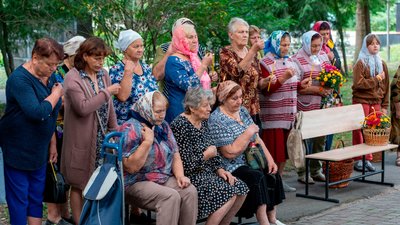 Храми ПЦУ: у Сосниці на Чернігівщині створили Свято-Дмитрівську громаду ПЦУ Храми ПЦУ: у Сосниці на Чернігівщині створили Свято-Дмитрівську громаду ПЦУ