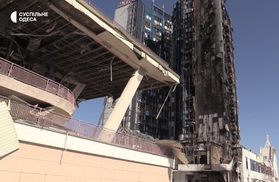 За що в Одесі не люблять готель "Одеса" і що на нього чекає За що в Одесі не люблять готель "Одеса" і що на нього чекає