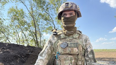 Військовослужбовець 39 ОББС 19 армійського корпусу "Сонечко" Донецька область Військовослужбовець 39 ОББС 19 армійського корпусу "Сонечко" Донецька область