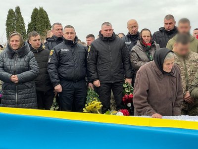 На прощанні з бійцем бригади Лють з Рівненщини На прощанні з бійцем бригади Лють з Рівненщини