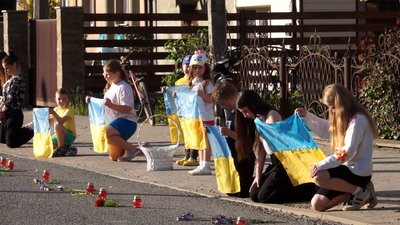 На Закарпатті попрощалися із загиблим бійцем Іваном Кинчем На Закарпатті попрощалися із загиблим бійцем Іваном Кинчем