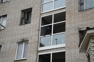 “На один будинок — до 10 млн грн”: як відновлюють багатоквартирні будинки після удару РФ “На один будинок — до 10 млн грн”: як відновлюють багатоквартирні будинки після удару РФ