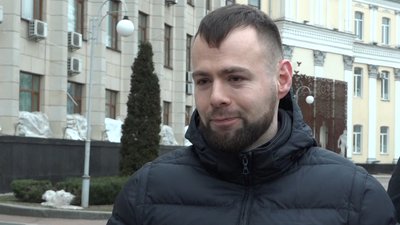 У Житомирі волонтери передали військовим ЗСУ системи для скидання боєприпасів з дронів У Житомирі волонтери передали військовим ЗСУ системи для скидання боєприпасів з дронів