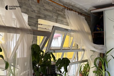 "Не підлягає ремонту, тут тільки зносити": фото пошкоджених будинків через атаку РФ на Одещину "Не підлягає ремонту, тут тільки зносити": фото пошкоджених будинків через атаку РФ на Одещину