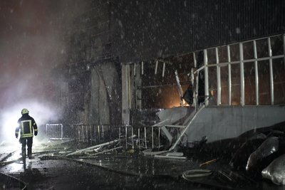 Наслідки російського влучання по Слобідському району Харкова, 2 лютого 2025 року Наслідки російського влучання по Слобідському району Харкова, 2 лютого 2025 року