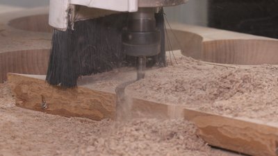 Ветеран Володимир Косолапов, майстерня з деревообробки, Івано-Франківськ Ветеран Володимир Косолапов, майстерня з деревообробки, Івано-Франківськ