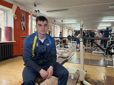 Сумський пауерліфтер Артем Бакляк встановив досягнення, якого ще не було в історії України Сумський пауерліфтер Артем Бакляк встановив досягнення, якого ще не було в історії України