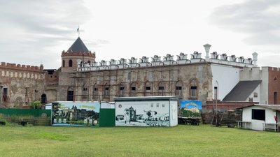 Меджибізький замок у Хмельницькій області Меджибізький замок у Хмельницькій області