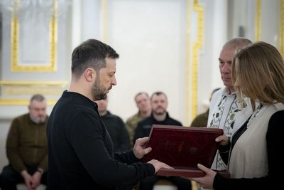 Володимир Зеленський, орден "Золота Зірка", Герой України, Ольга Коновал, 26 грудня Володимир Зеленський, орден "Золота Зірка", Герой України, Ольга Коновал, 26 грудня