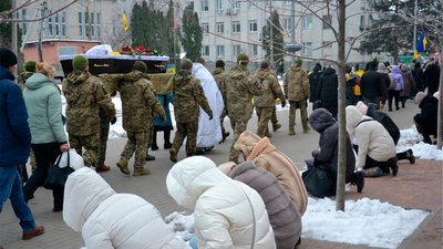 У Ніжині та Ріпках попрощалися з загиблими бійцями Олександром Сипливцем та Михайлом Красківським У Ніжині та Ріпках попрощалися з загиблими бійцями Олександром Сипливцем та Михайлом Красківським