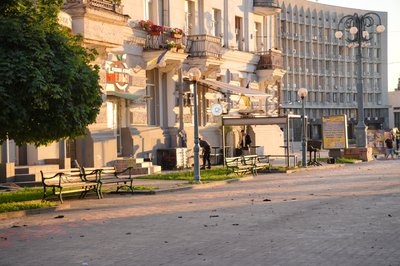 Через удари КАБами у Сумах пошкоджені собор, бібліотека, театр, музична школа, будинки. Очевидці розповіли про атаку РФ Через удари КАБами у Сумах пошкоджені собор, бібліотека, театр, музична школа, будинки. Очевидці розповіли про атаку РФ