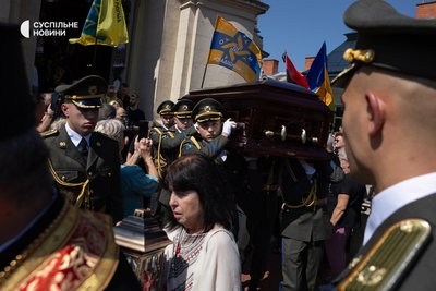 Прощання із колишнім спікером Верховної ради, нардепом Андрієм Парубієм у Львові, 2 вересня 2025 року Прощання із колишнім спікером Верховної ради, нардепом Андрієм Парубієм у Львові, 2 вересня 2025 року