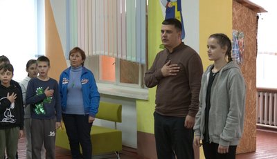 Роман Лижник, директор школи, вчитель історії, хвилина мовчання Роман Лижник, директор школи, вчитель історії, хвилина мовчання