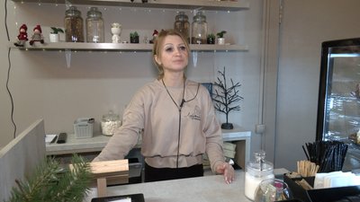 "Це місце, яке справді заворожує своєю історією": рівнянка відкрила кав'ярню у пам'ять про загиблого на фронті чоловіка "Це місце, яке справді заворожує своєю історією": рівнянка відкрила кав'ярню у пам'ять про загиблого на фронті чоловіка