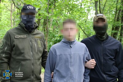 Планував підірвати ТЦК у Києві: 17-річного юнака підозрюють у підготовці теракту Планував підірвати ТЦК у Києві: 17-річного юнака підозрюють у підготовці теракту