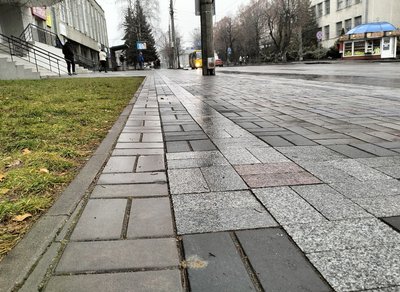 "Передбачити було неможливо": що розповіли комунальники про ранкову ожеледицю в Луцьку "Передбачити було неможливо": що розповіли комунальники про ранкову ожеледицю в Луцьку