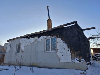 Багатодітна родина погорільців із Волині шукає нове житло Багатодітна родина погорільців із Волині шукає нове житло