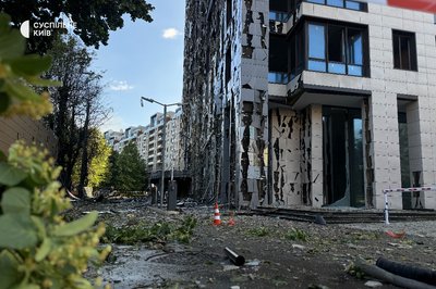 Росія атакувала Київ: загинули п'ятеро людей, є поранені Росія атакувала Київ: загинули п'ятеро людей, є поранені