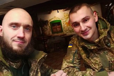 Двоє бійців провели 160 днів на позиціях під Покровськом — НГУ Двоє бійців провели 160 днів на позиціях під Покровськом — НГУ