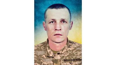 На Чернігівщині поховали військових ЗСУ Олександра Мовчана та Сергія Губського На Чернігівщині поховали військових ЗСУ Олександра Мовчана та Сергія Губського