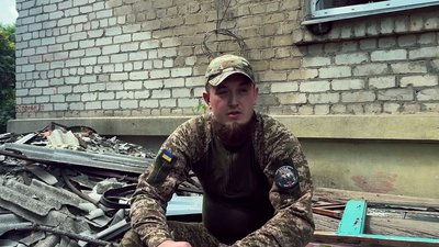 "Хочу спати в своєму ліжку, а не на землі, в підвалі, під кущем", — історія воїна бригади "Червона калина" на псевдо Лев "Хочу спати в своєму ліжку, а не на землі, в підвалі, під кущем", — історія воїна бригади "Червона калина" на псевдо Лев