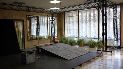 Новостворена сцена у Хмельницькому обласному академічному музично-драматичному театрі імені Михайла Старицького Новостворена сцена у Хмельницькому обласному академічному музично-драматичному театрі імені Михайла Старицького