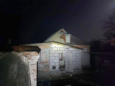 Пошкодило вікна в будинках: у ніч на 6 грудня російські війська атакували Черкащину ударними дронами Пошкодило вікна в будинках: у ніч на 6 грудня російські війська атакували Черкащину ударними дронами