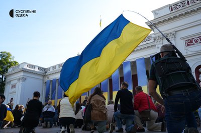 Понад місяць одесити просять скасувати мільйонні тендери та передати гроші на ЗСУ Понад місяць одесити просять скасувати мільйонні тендери та передати гроші на ЗСУ