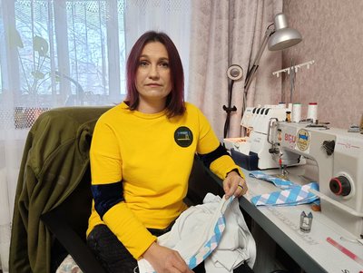 "Швейна рота": дві лучанки виготовляють адаптивний одяг для поранених бійців "Швейна рота": дві лучанки виготовляють адаптивний одяг для поранених бійців