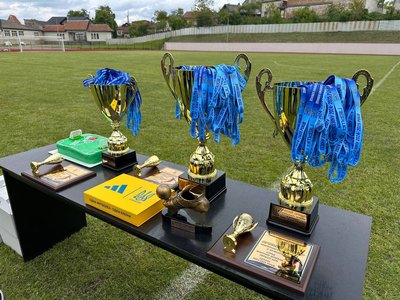 Жіночий футбольний клуб з Рівненщини — чемпіон Першої ліги Жіночий футбольний клуб з Рівненщини — чемпіон Першої ліги