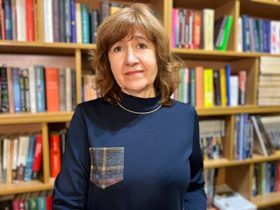 Понад 125 тисяч книг для читачів: як працює Волинська бібліотека для юнацтва та що пропонують відвідувачам Понад 125 тисяч книг для читачів: як працює Волинська бібліотека для юнацтва та що пропонують відвідувачам