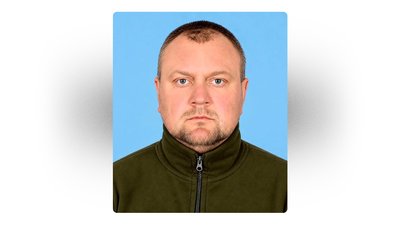 На Чернігівщині поховали шістьох захисників України На Чернігівщині поховали шістьох захисників України