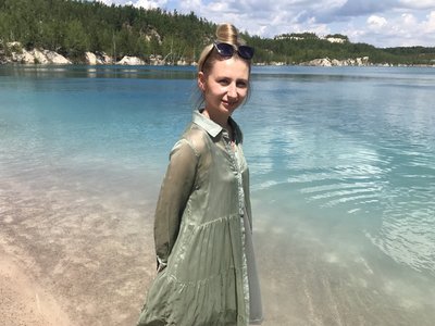 Ірина Вечера приїхала на відпочинок на Дружбівський кар'єр Ірина Вечера приїхала на відпочинок на Дружбівський кар'єр