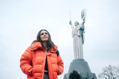 надя дорофеєва на атласі надя дорофеєва на атласі