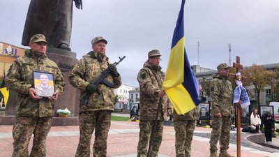 З військовим Назарієм Орловським попрощалися у Рівному З військовим Назарієм Орловським попрощалися у Рівному