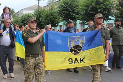 Вишивана хода та відзначення волонтерів: на Черкащині відбулися урочистості до Дня Незалежності Вишивана хода та відзначення волонтерів: на Черкащині відбулися урочистості до Дня Незалежності